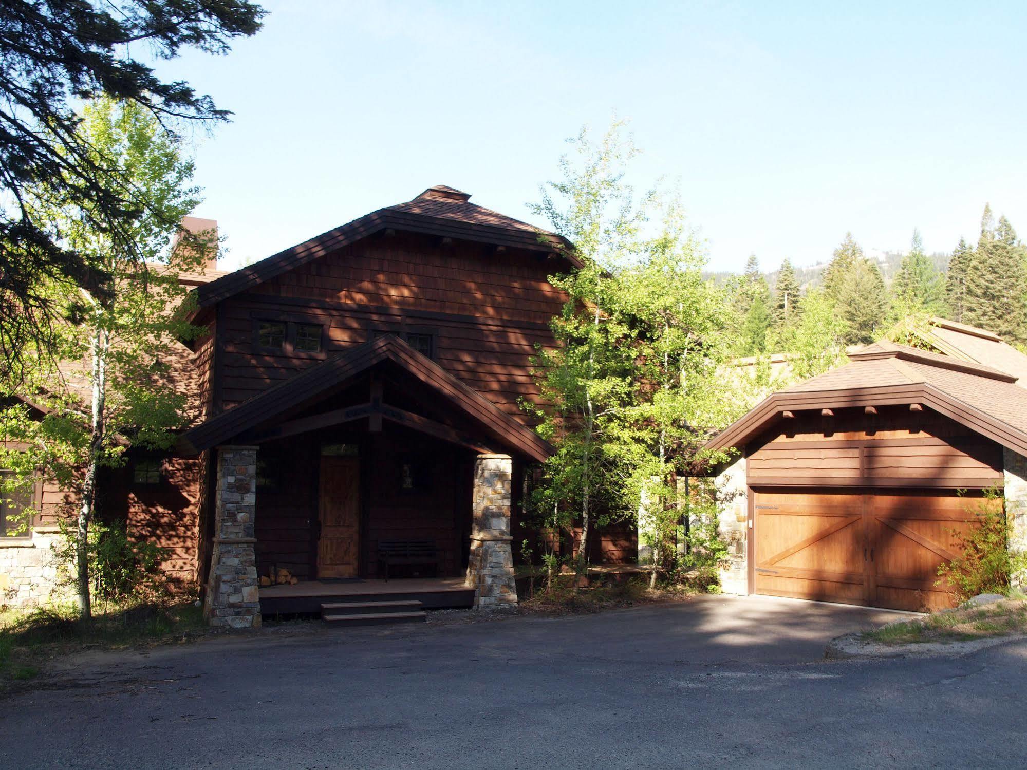 Tamarack Resort Luaran gambar